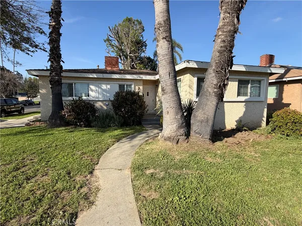 $759,950 | 18955 Covello Street, Reseda, CA 91335