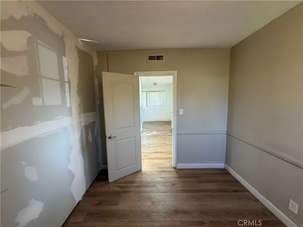 $759,950 | 18955 Covello Street, Reseda, CA 91335