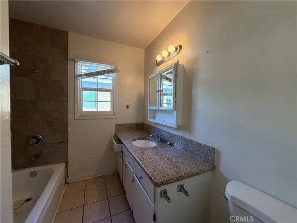 $759,950 | 18955 Covello Street, Reseda, CA 91335