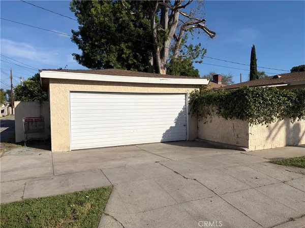 $759,950 | 18955 Covello Street, Reseda, CA 91335
