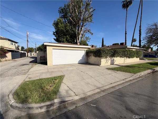 $759,950 | 18955 Covello Street, Reseda, CA 91335