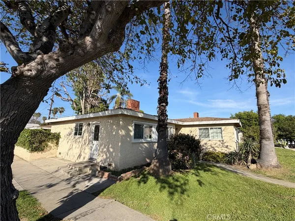 $759,950 | 18955 Covello Street, Reseda, CA 91335