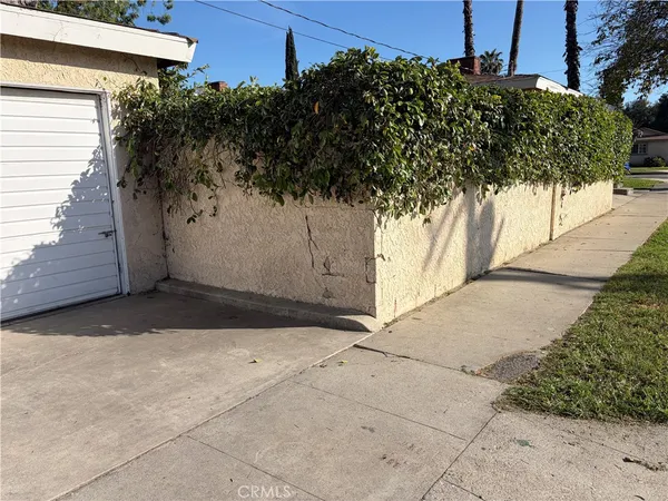 $759,950 | 18955 Covello Street, Reseda, CA 91335