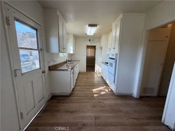 $759,950 | 18955 Covello Street, Reseda, CA 91335