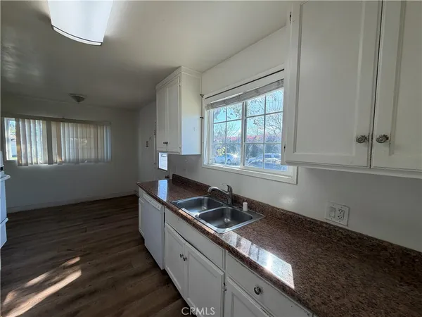 $759,950 | 18955 Covello Street, Reseda, CA 91335