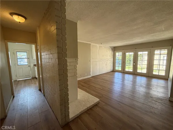 $759,950 | 18955 Covello Street, Reseda, CA 91335