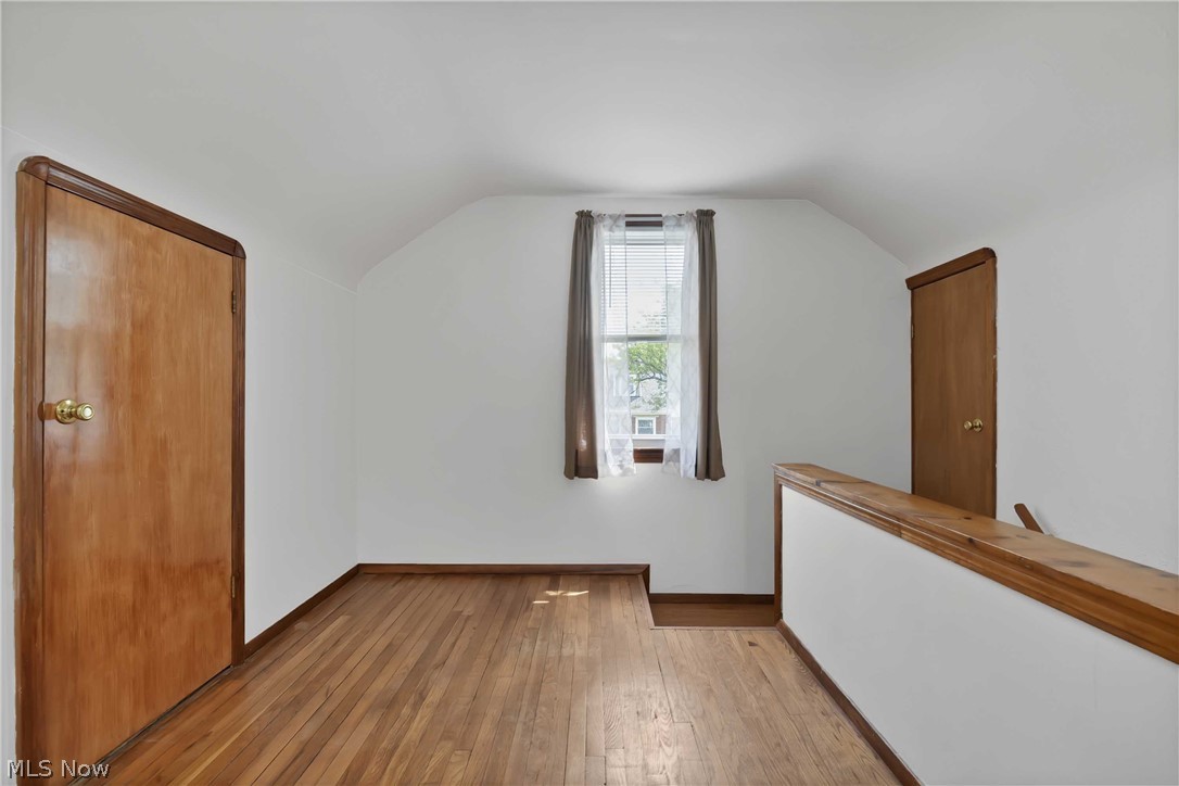 9303 Snow Road Cleveland, OH 44130 - Photo 21 of 35