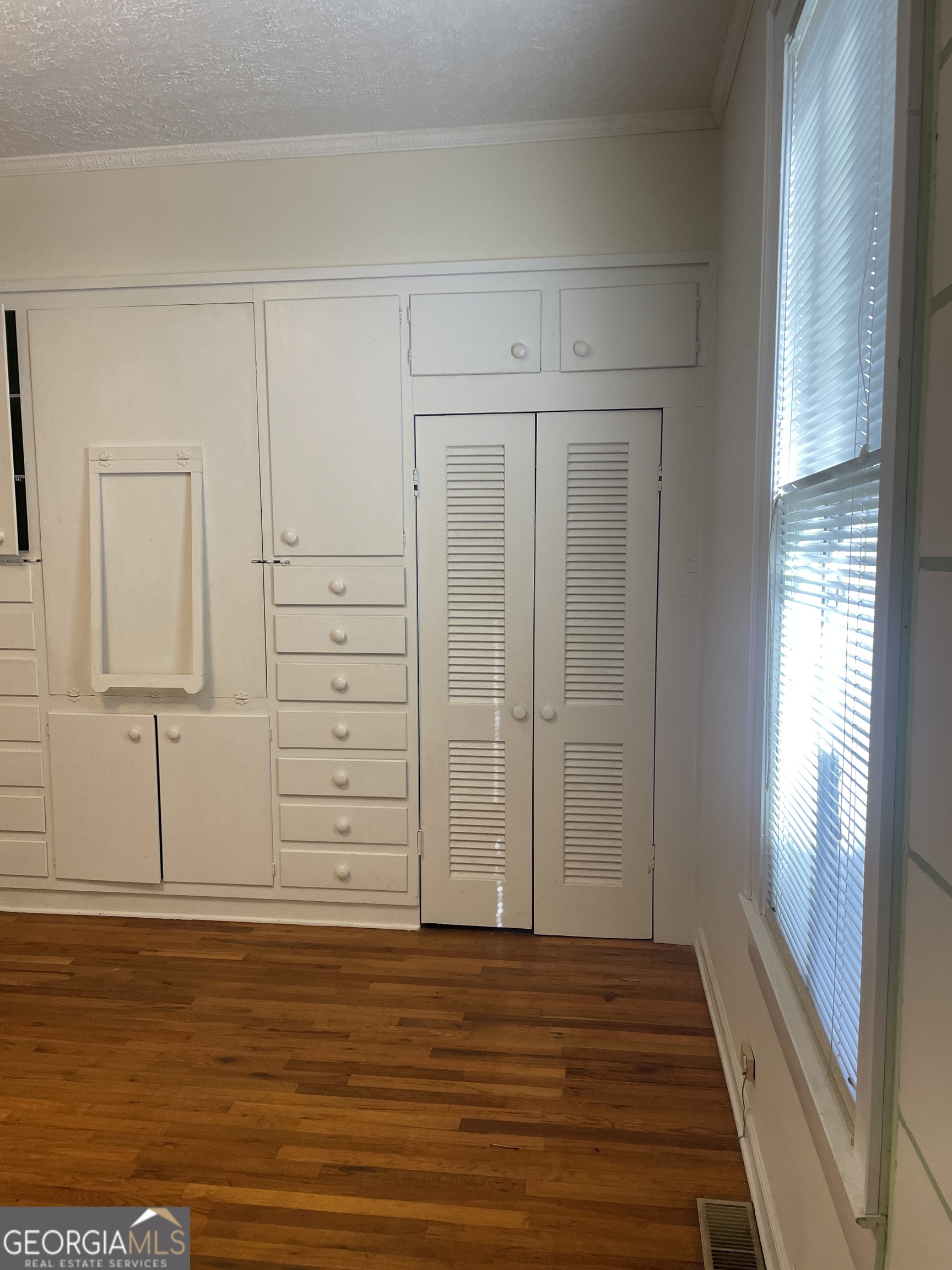 379 West Avenue Jackson, GA 30233 - Photo 24 of 60