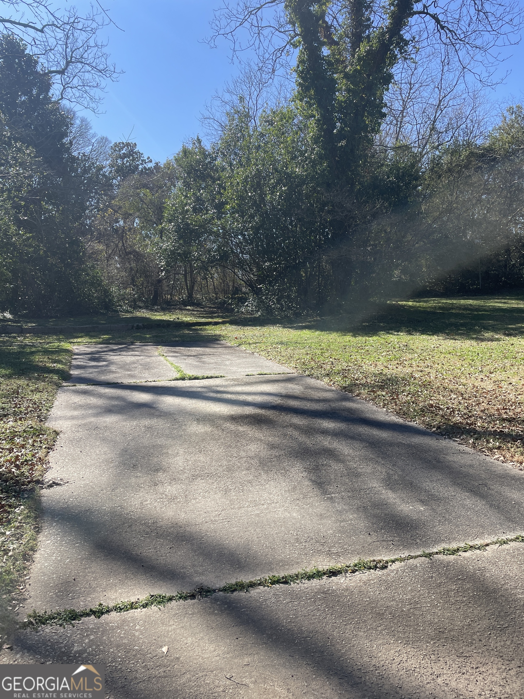 379 West Avenue Jackson, GA 30233 - Photo 57 of 60