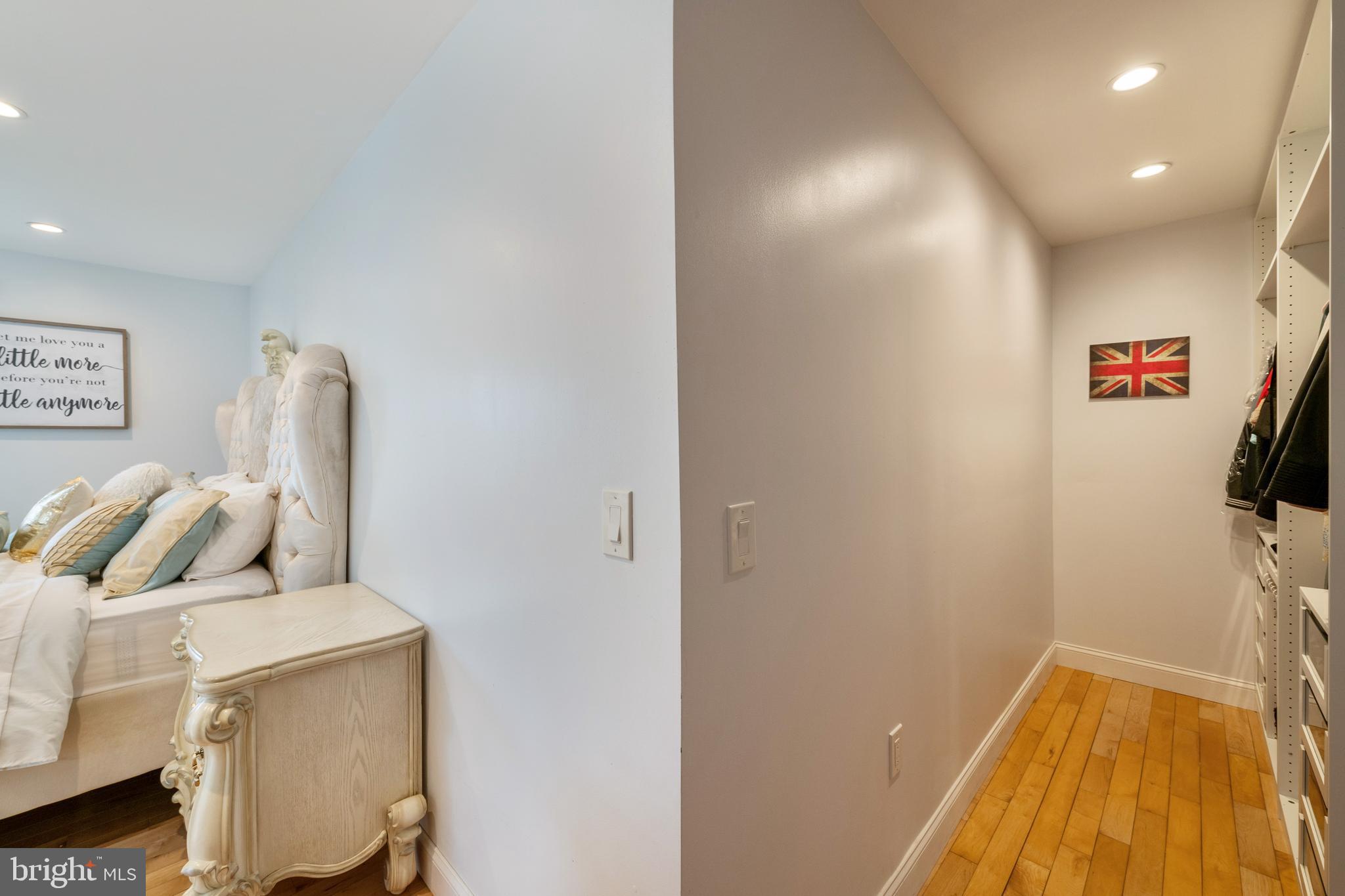 184 Carter Road Princeton, NJ 08540 - Photo 27 of 34 a bed room with a bed and a couch