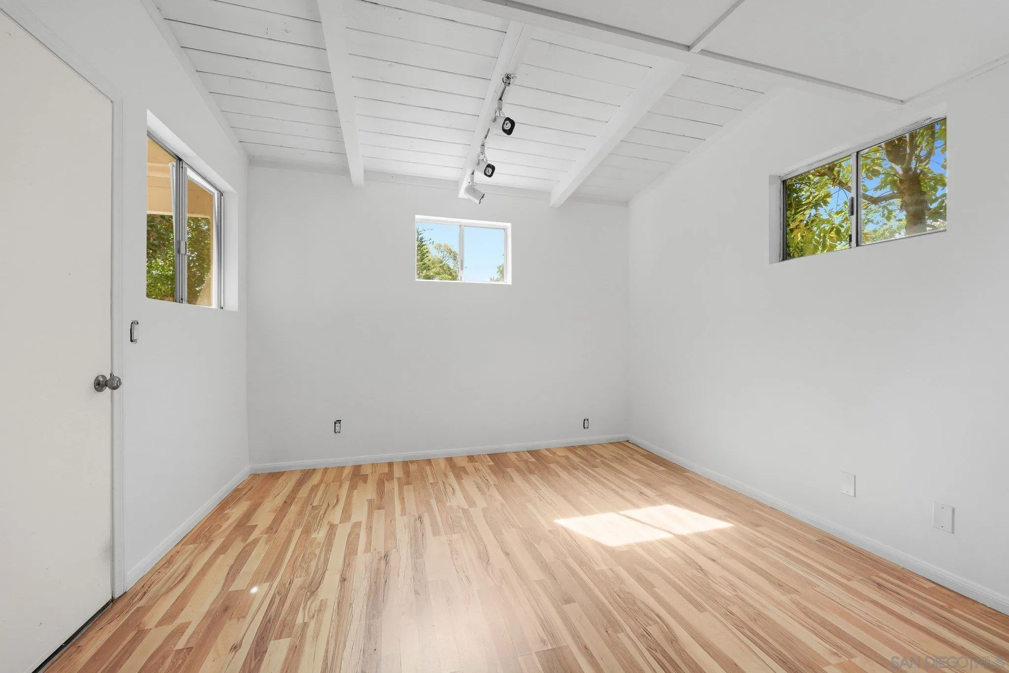 741 Rossiter Lane Fallbrook, CA 92028 - Photo 22 of 43