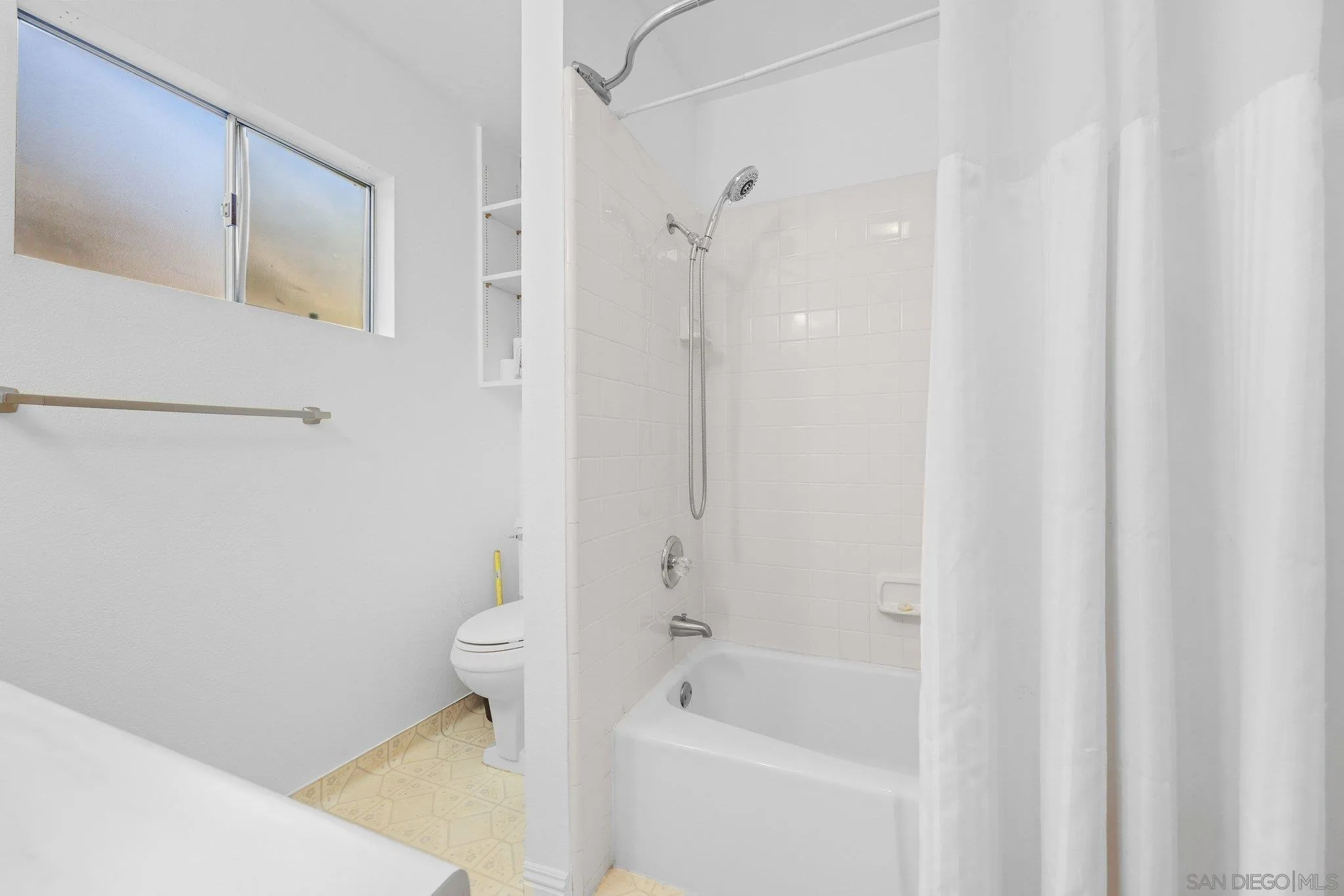 741 Rossiter Lane Fallbrook, CA 92028 - Photo 26 of 43