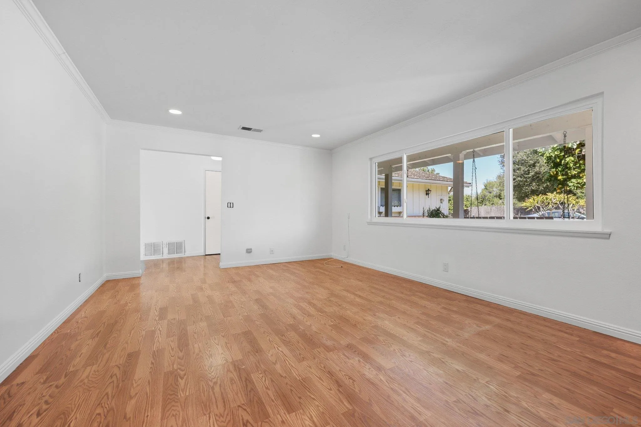 741 Rossiter Lane Fallbrook, CA 92028 - Photo 8 of 43