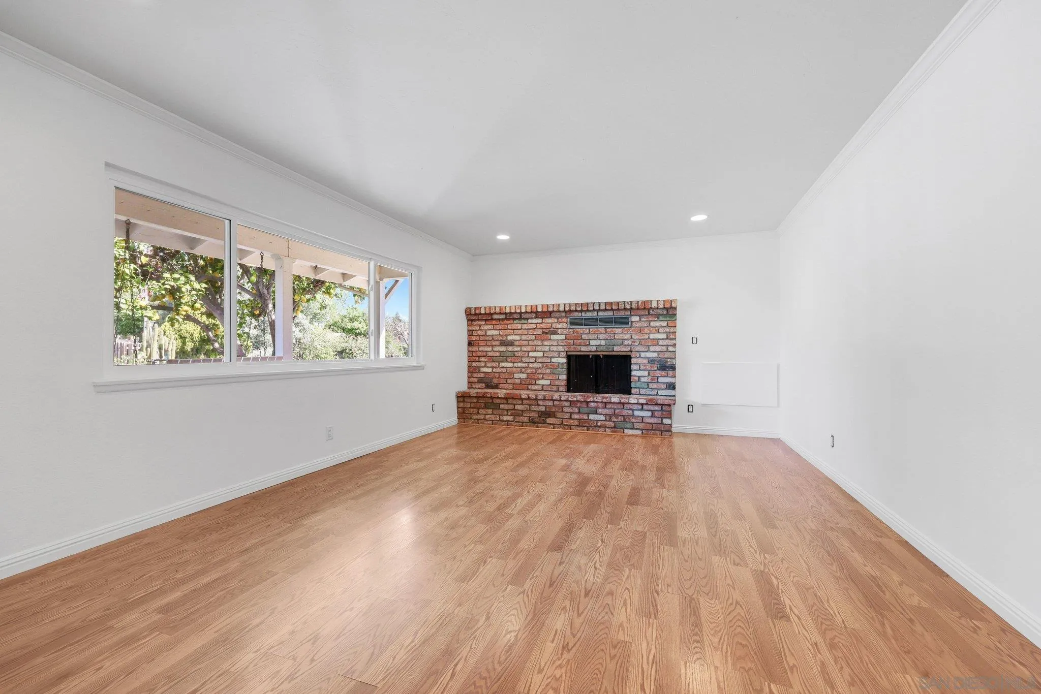 741 Rossiter Lane Fallbrook, CA 92028 - Photo 9 of 43