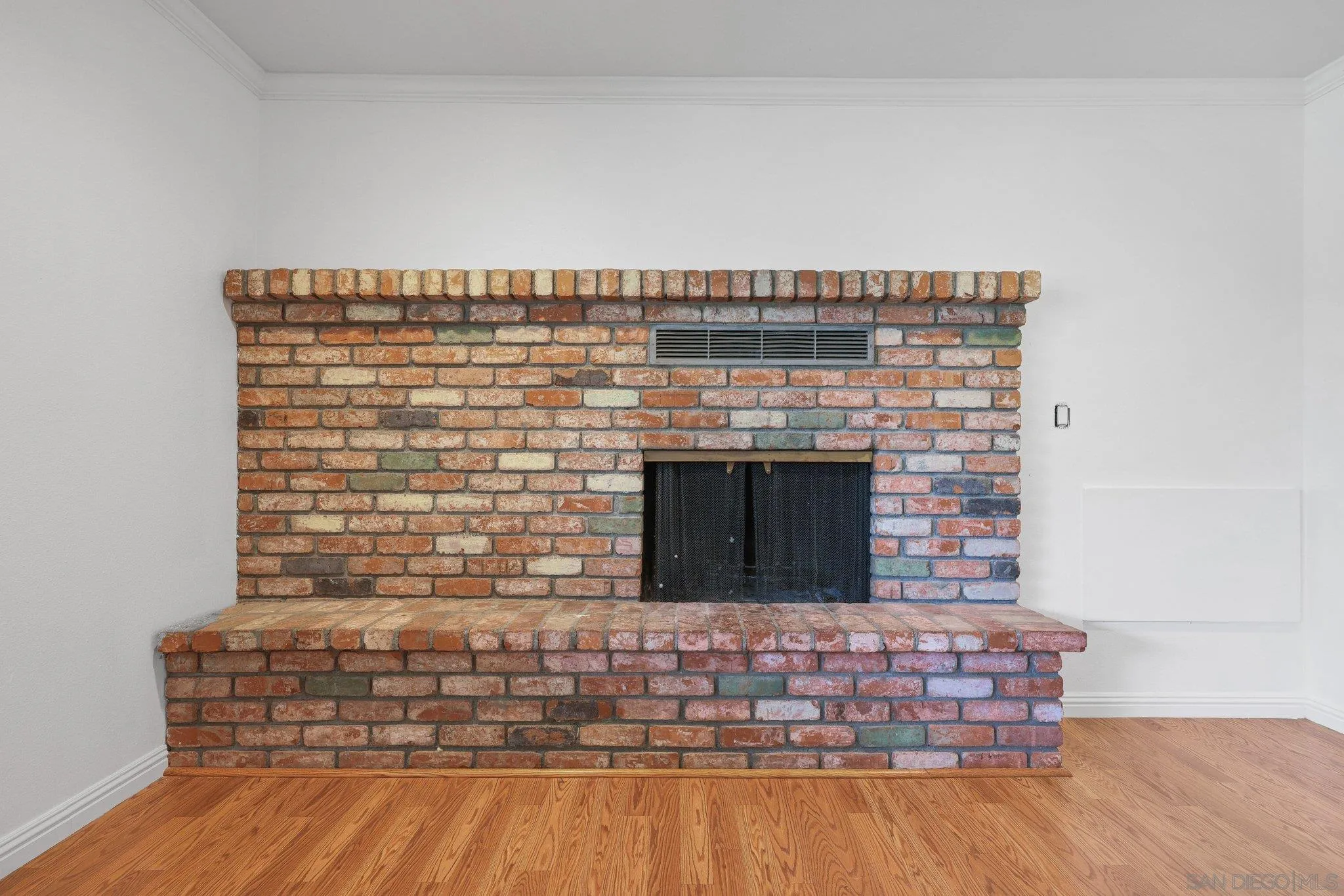 741 Rossiter Lane Fallbrook, CA 92028 - Photo 10 of 43