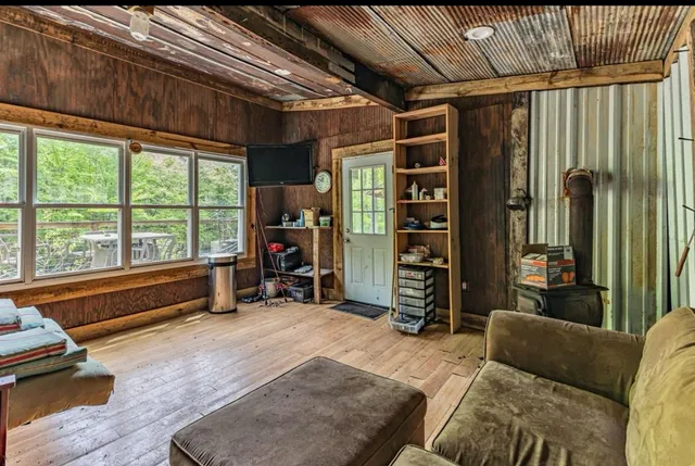 $799,000 | 9005 Highway 100, Nashville, TN 37221