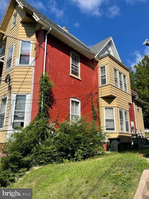 1603 Mineral Spring Road Reading, PA 19602 - Photo 2 of 16