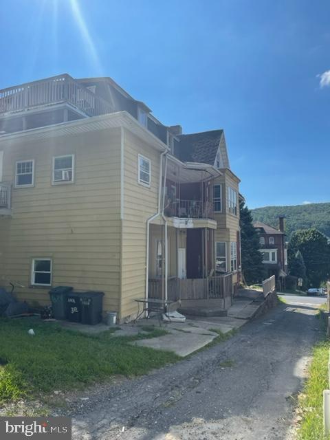 1603 Mineral Spring Road Reading, PA 19602 - Photo 3 of 16