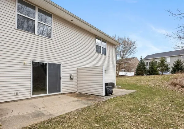 $239,900 | 7033 South Cannon Pl Drive, Rockford, MI 49341