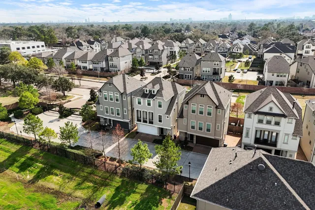 $479,999 | 10605 Centre Green Way, Houston, TX 77043