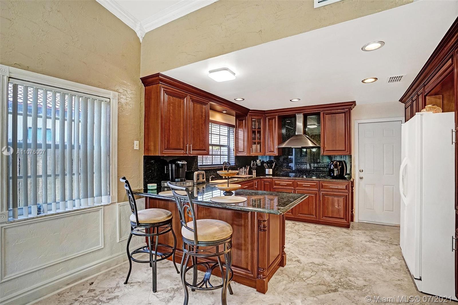 5920 Devon Lane Davie, FL 33331 - Photo 14 of 43