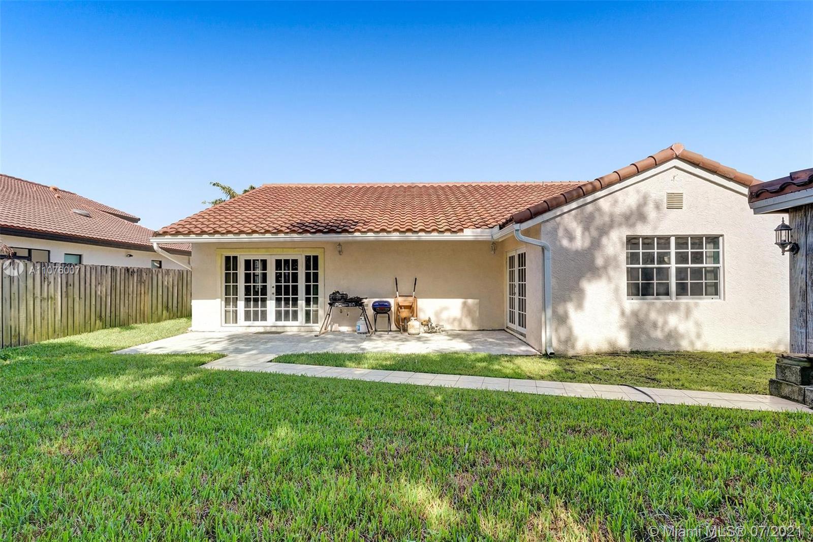 5920 Devon Lane Davie, FL 33331 - Photo 37 of 43