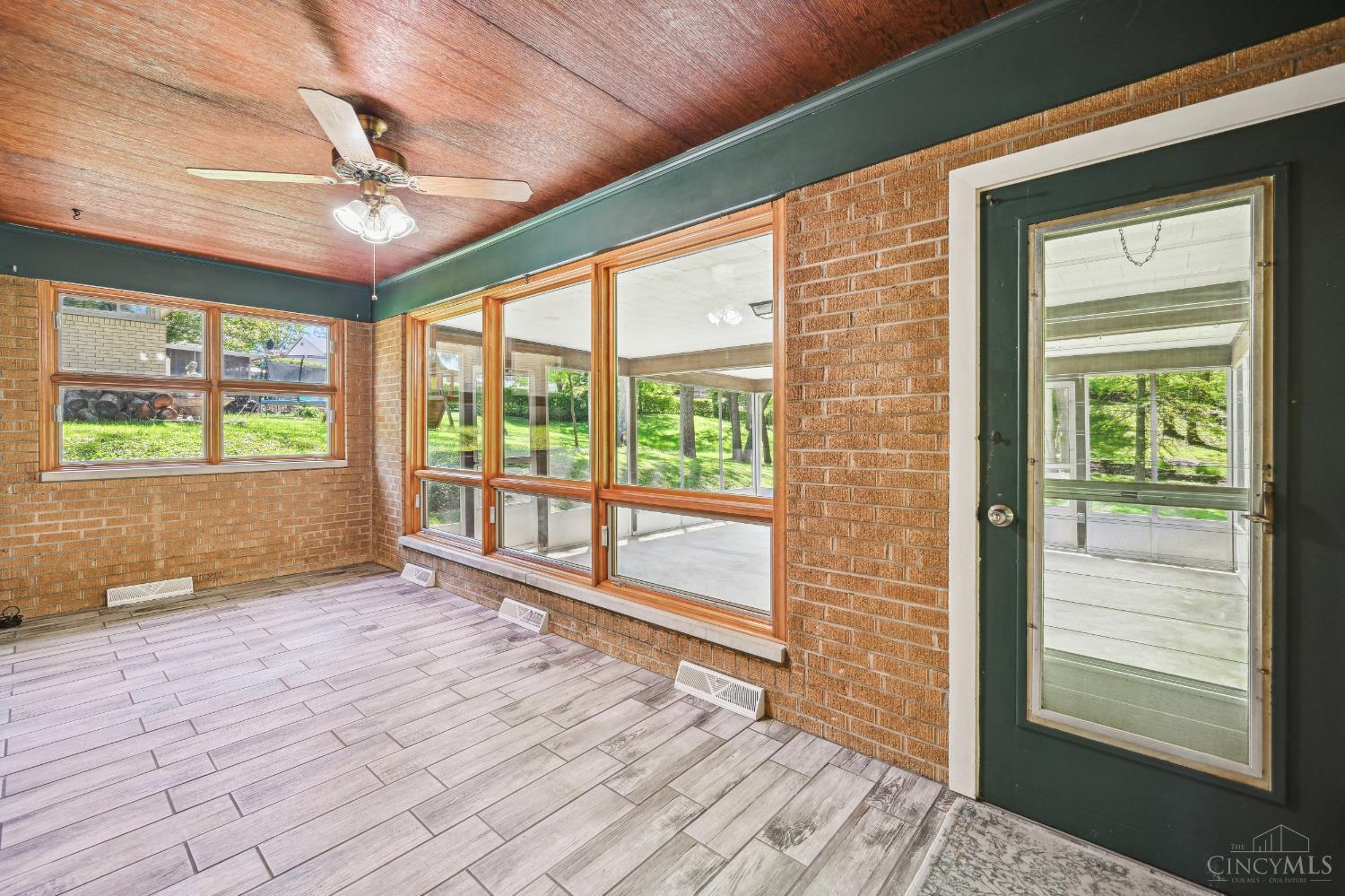 6149 Werk Road Cincinnati, OH 45248 - Photo 32 of 37
