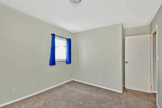 $230,000 | 3311 Brentwood Drive, Champaign, IL 61821