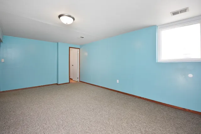 $230,000 | 3311 Brentwood Drive, Champaign, IL 61821