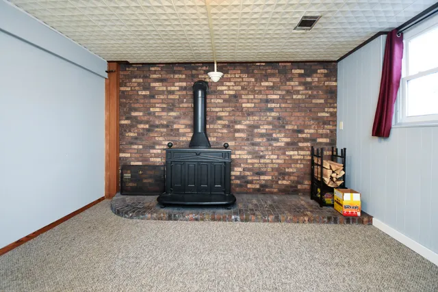 $230,000 | 3311 Brentwood Drive, Champaign, IL 61821