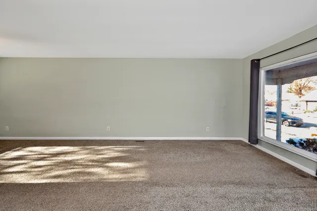 $230,000 | 3311 Brentwood Drive, Champaign, IL 61821