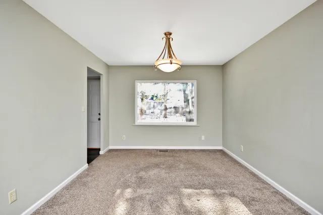 $230,000 | 3311 Brentwood Drive, Champaign, IL 61821