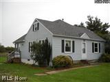 8161 Vermilion Road Amherst, OH 44001 - Photo 2 of 16