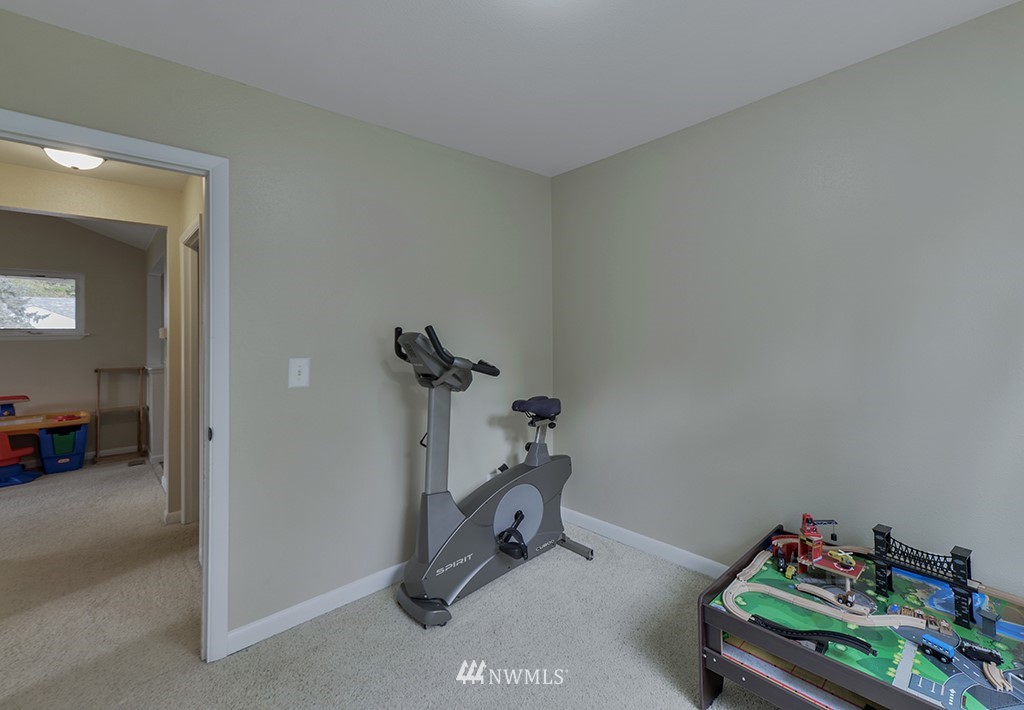 3613 Southeast 5th Street Renton, WA 98058 - Photo 21 of 25