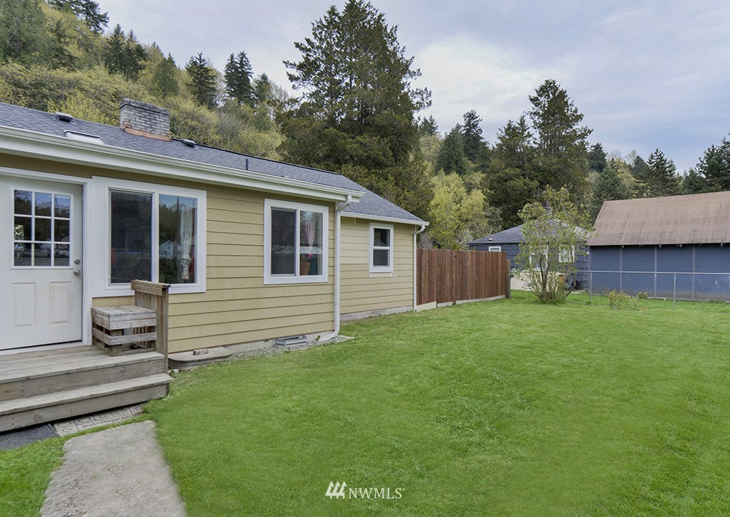 3613 Southeast 5th Street Renton, WA 98058 - Photo 24 of 25