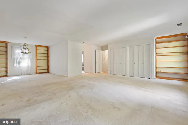 a view of empty room