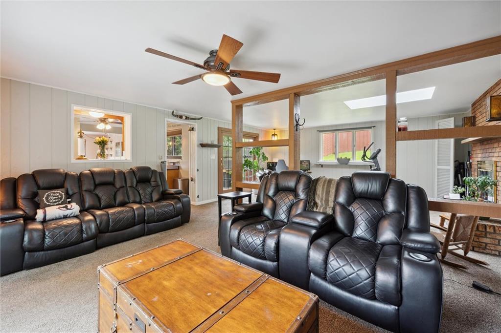 233 Valley Road Canonsburg, PA 15317 - Photo 13 of 39 a living room with furniture