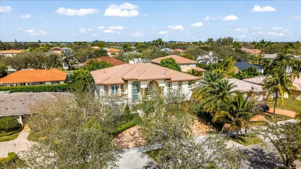 $1,895,000 | 7851 Northwest 166th Terrace, Miami Lakes, FL 33016