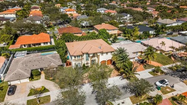 $1,895,000 | 7851 Northwest 166th Terrace, Miami Lakes, FL 33016