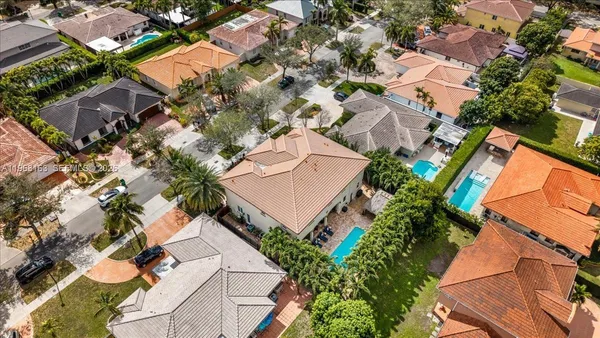 $1,895,000 | 7851 Northwest 166th Terrace, Miami Lakes, FL 33016