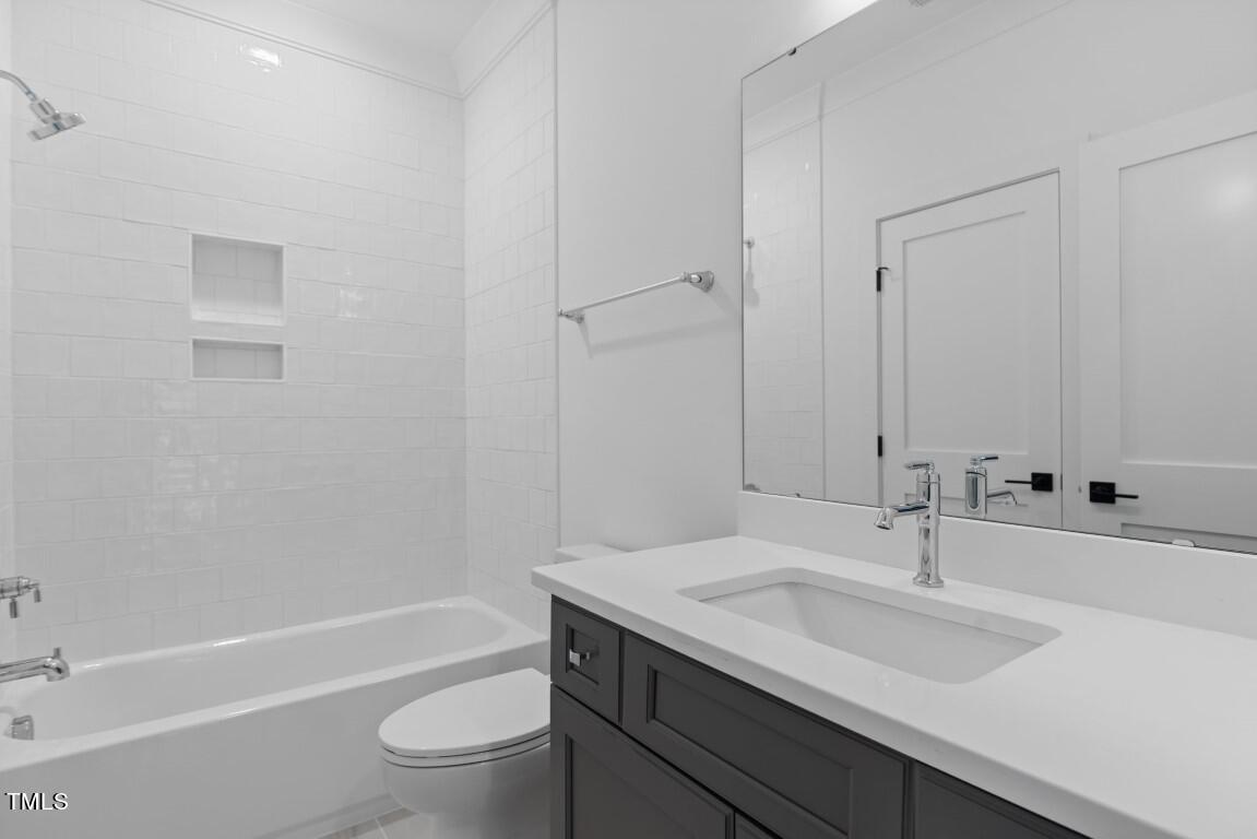 1712 Carson Street Raleigh, NC 27608 - Photo 36 of 62 52-web-or-mls-8Y3A8320 (Medium)