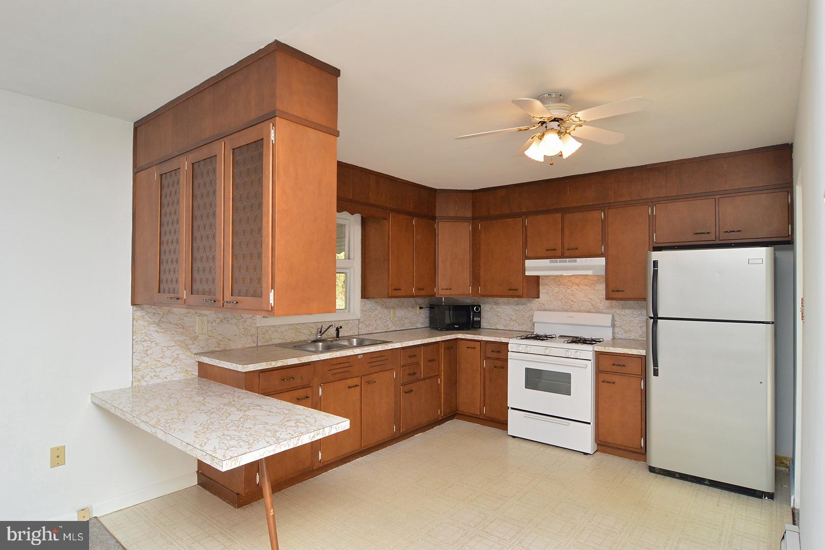 1327 Wingate Avenue Reading, PA 19607 - Photo 11 of 33 Gallery Image 11