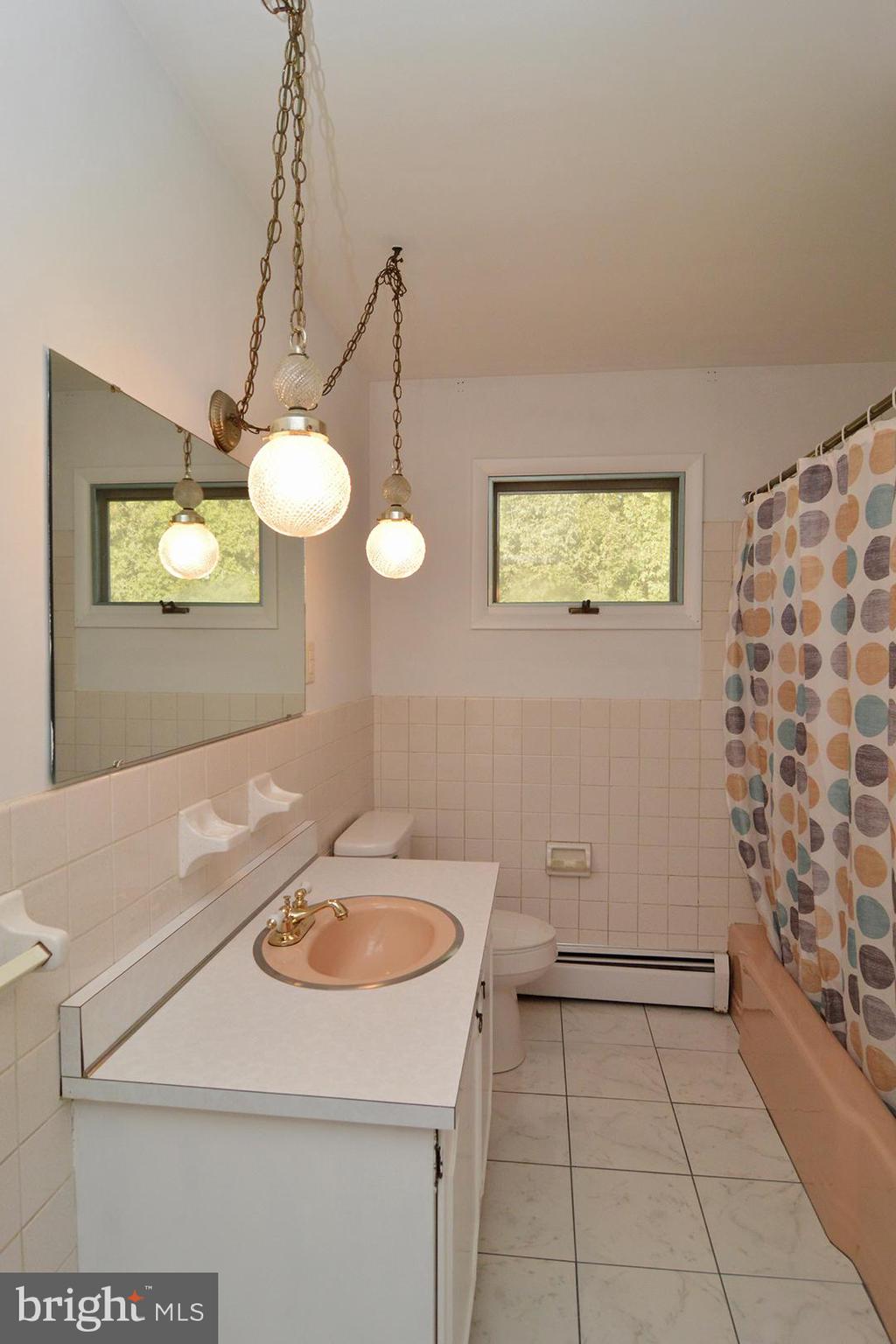 1327 Wingate Avenue Reading, PA 19607 - Photo 13 of 33 Gallery Image 13