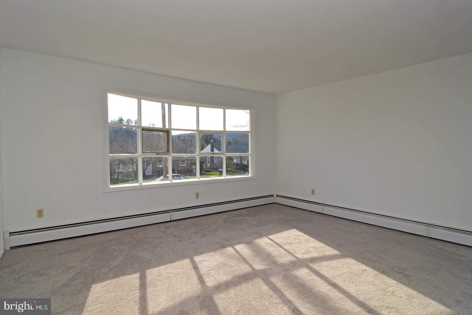 1327 Wingate Avenue Reading, PA 19607 - Photo 3 of 33 Gallery Image 3