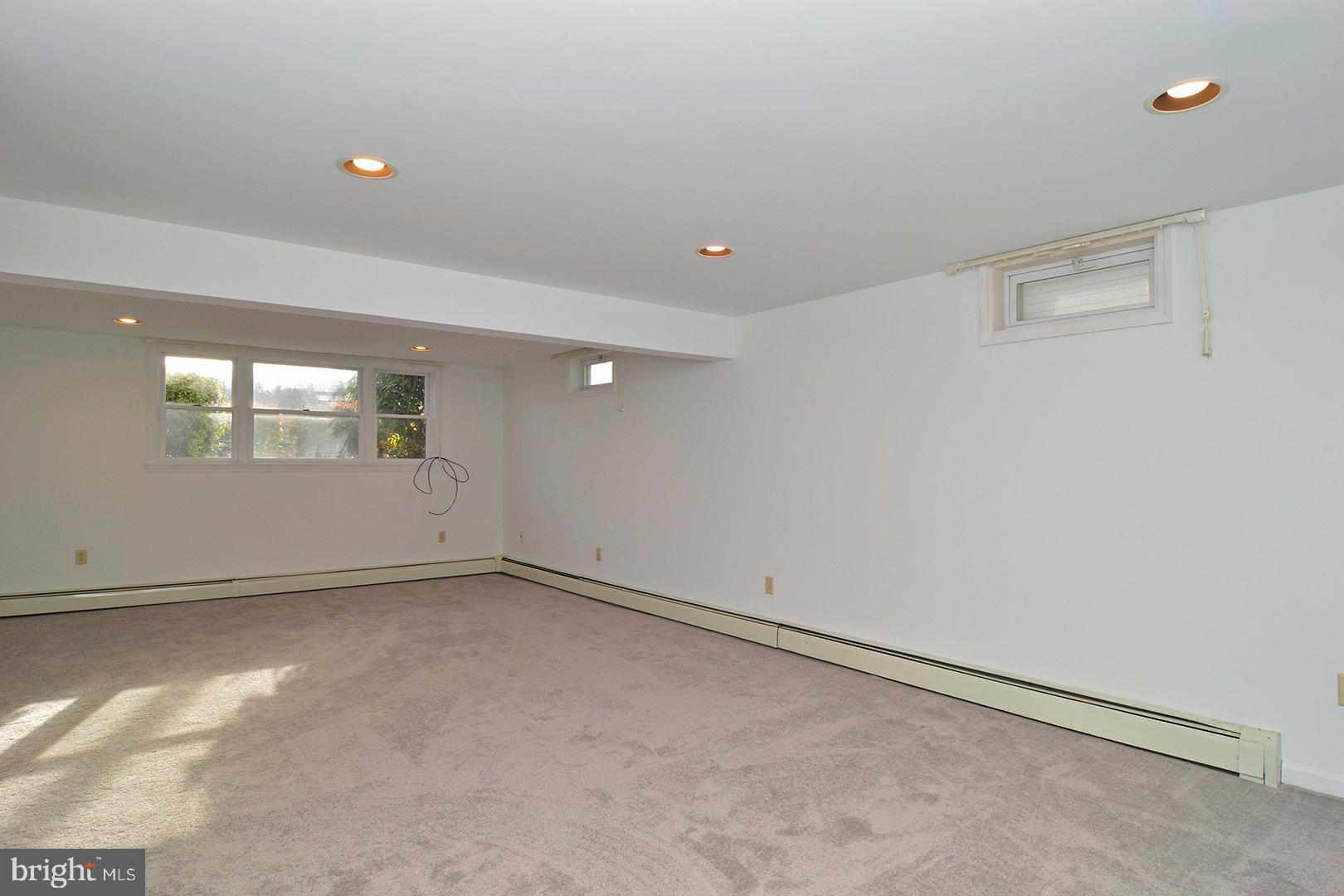 1327 Wingate Avenue Reading, PA 19607 - Photo 23 of 33 Gallery Image 23