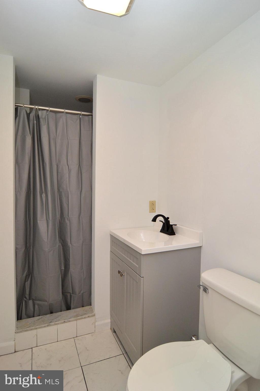 1327 Wingate Avenue Reading, PA 19607 - Photo 24 of 33 Gallery Image 24