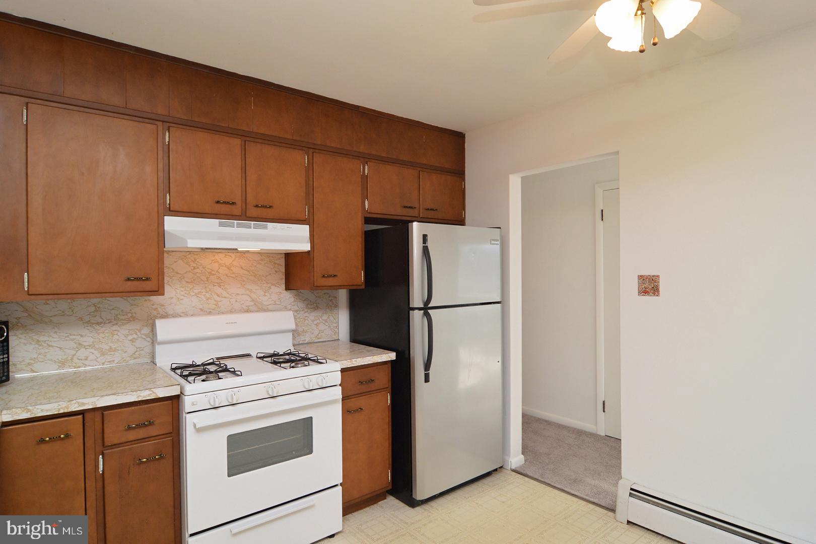 1327 Wingate Avenue Reading, PA 19607 - Photo 10 of 33 Gallery Image 10