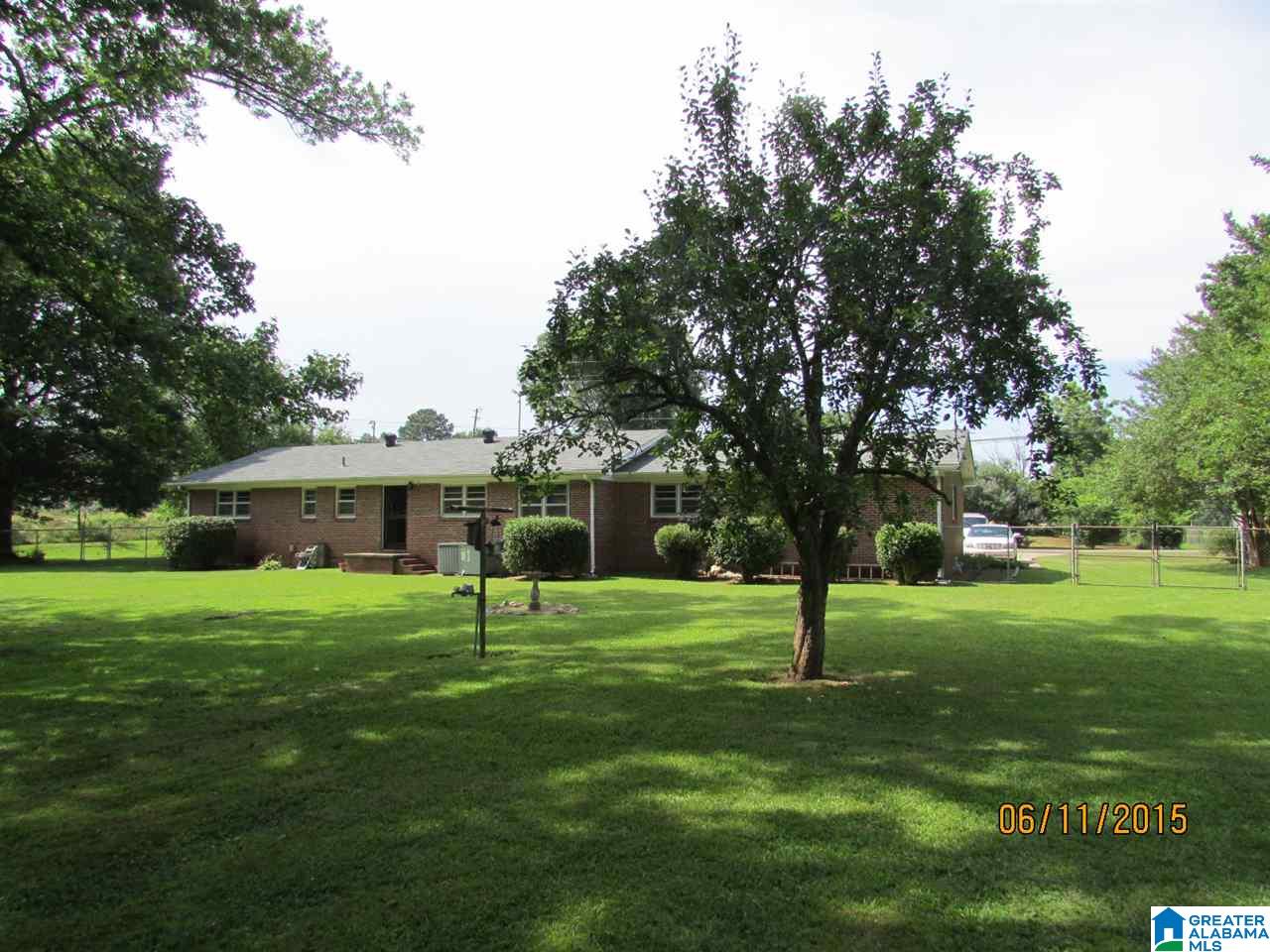 904 Argos Avenue Weaver, AL 36277 - Photo 7 of 31