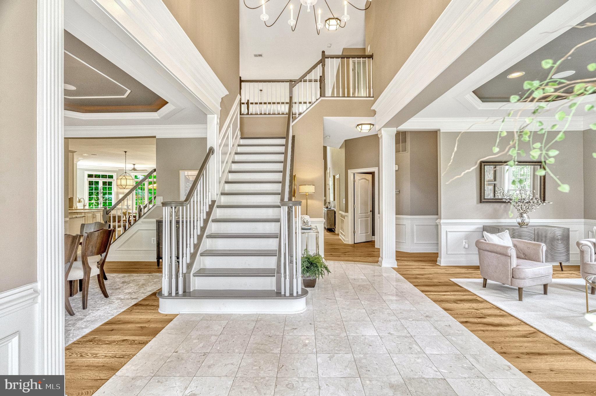 6900 Benjamin Street McLean, VA 22101 - Photo 4 of 74 Foyer