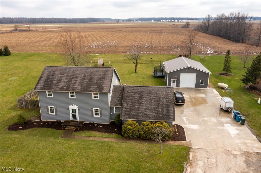 43875 Albrecht Road Elyria, OH 44035 - Photo 3 of 26 Gallery Image 3